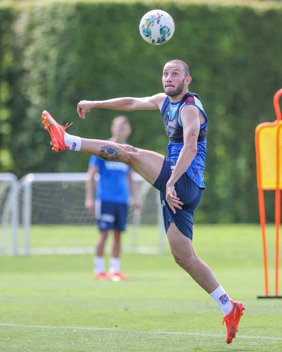 Trabzonspor Slovenya Kampında Tempoyu Artırdı: Nenad Bjelica'dan Taktik Prova 37